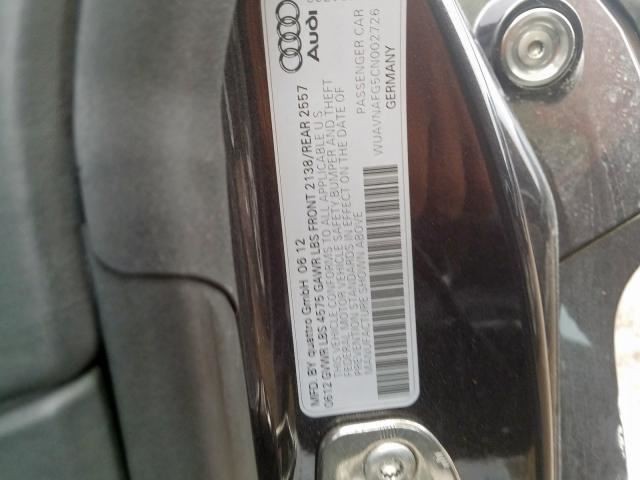 AUDI R8   2012 Carpet Front 1226775