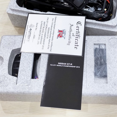 AUTOart 1/18 Nissan GT-R R35 FIA GT1 World Championship 2010 Matt Black 81077 - Picture 11 of 15