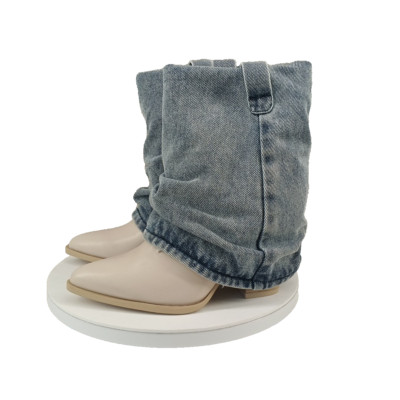 New STEVE MADDEN Size 6 Stylish Layne Western Heeled Bootie in Denim