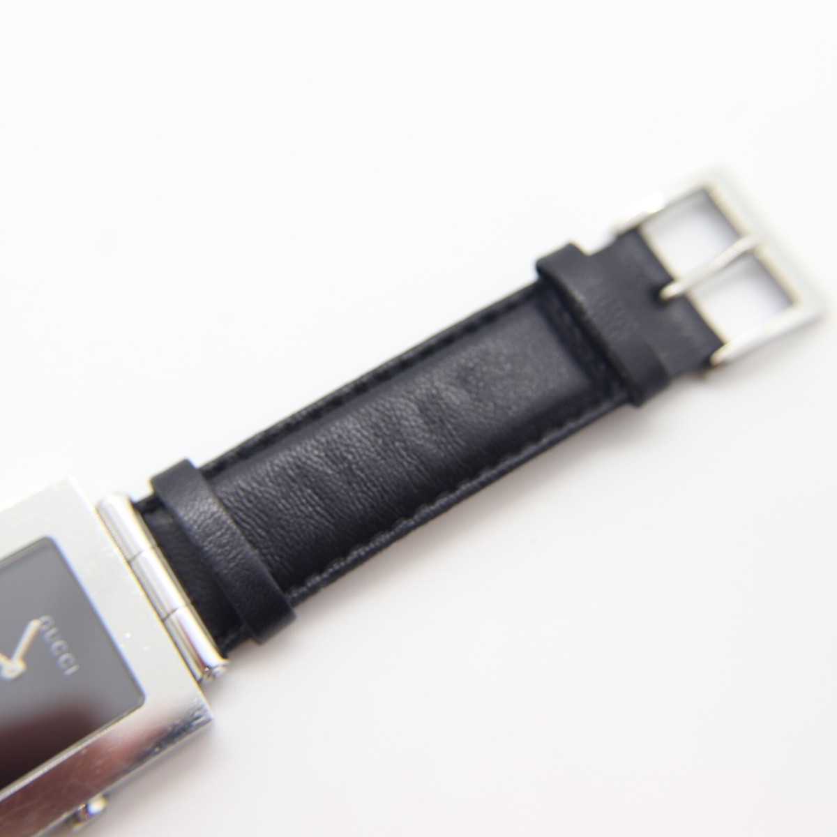 Gucci 600M Watch Black Silver Men's 30mm Quartz Vintage Gucci 600M Watch Black Silver Men's 30mm Quartz Vintage