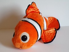 Disney Store Finding Nemo 18 Plush Clown Fish Toy w Authentic Exclusive Patch