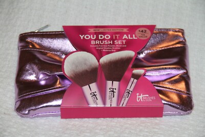 IT Cosmetics BRUSHES YOU DO IT ALL 3 BRUSH SET Powder Blush Shadow Purple   NEW!