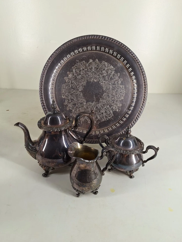 Tetera y crema Wilcox I S National Co Rochelle de colección plateada Foto 2 de 4