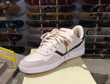 Lakai Terrace Skateboard Shoes Cream/Navy Suede Size 8.5 New in Box