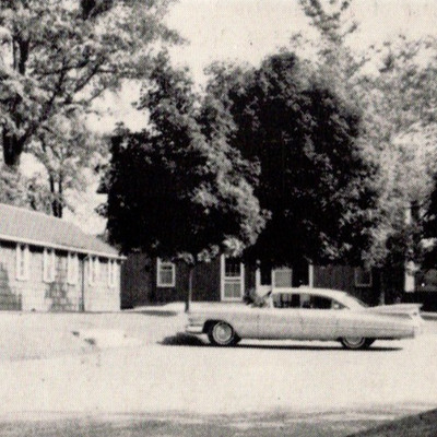 Vintage Postcard White Border Grove Motel Restaurant Service Station LeRoy NY