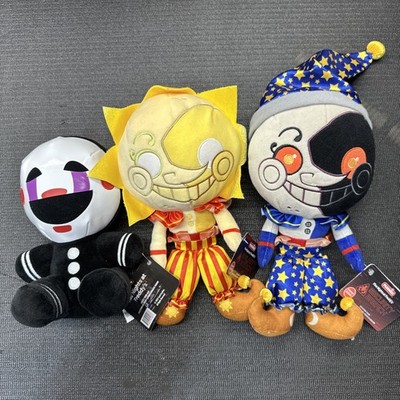Lot of 3 Five Nights at Freddy's FNAF Sun Moon Security Breach 10