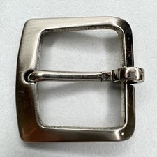 Small Silver Tone Simple Basic Belt Buckle