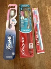 Lot 3 Toothbrushes   Oral-B Advanced Sensitive  Colgate Ultra Soft Gum Health
