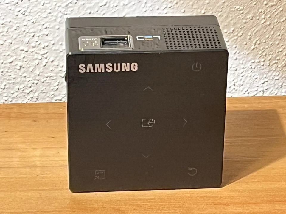Samsung SP-H03 Pico Projektor Mini Pocket Taschen LED Beamer USB VGA DLP Anzeige - Bild 4 von 4