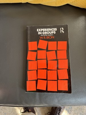 Erfahrungen in Gruppen: und andere Beiträge von W.R. Bion (Taschenbuch, 1968)