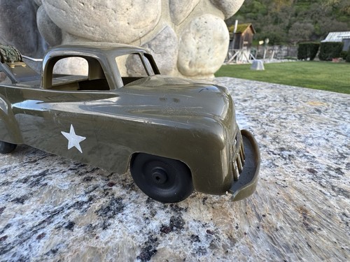 Vintage Processed Plastics Green Wrecker w Metal Boom, 9" Toy Tow Truck, 1950's - Picture 4 of 14