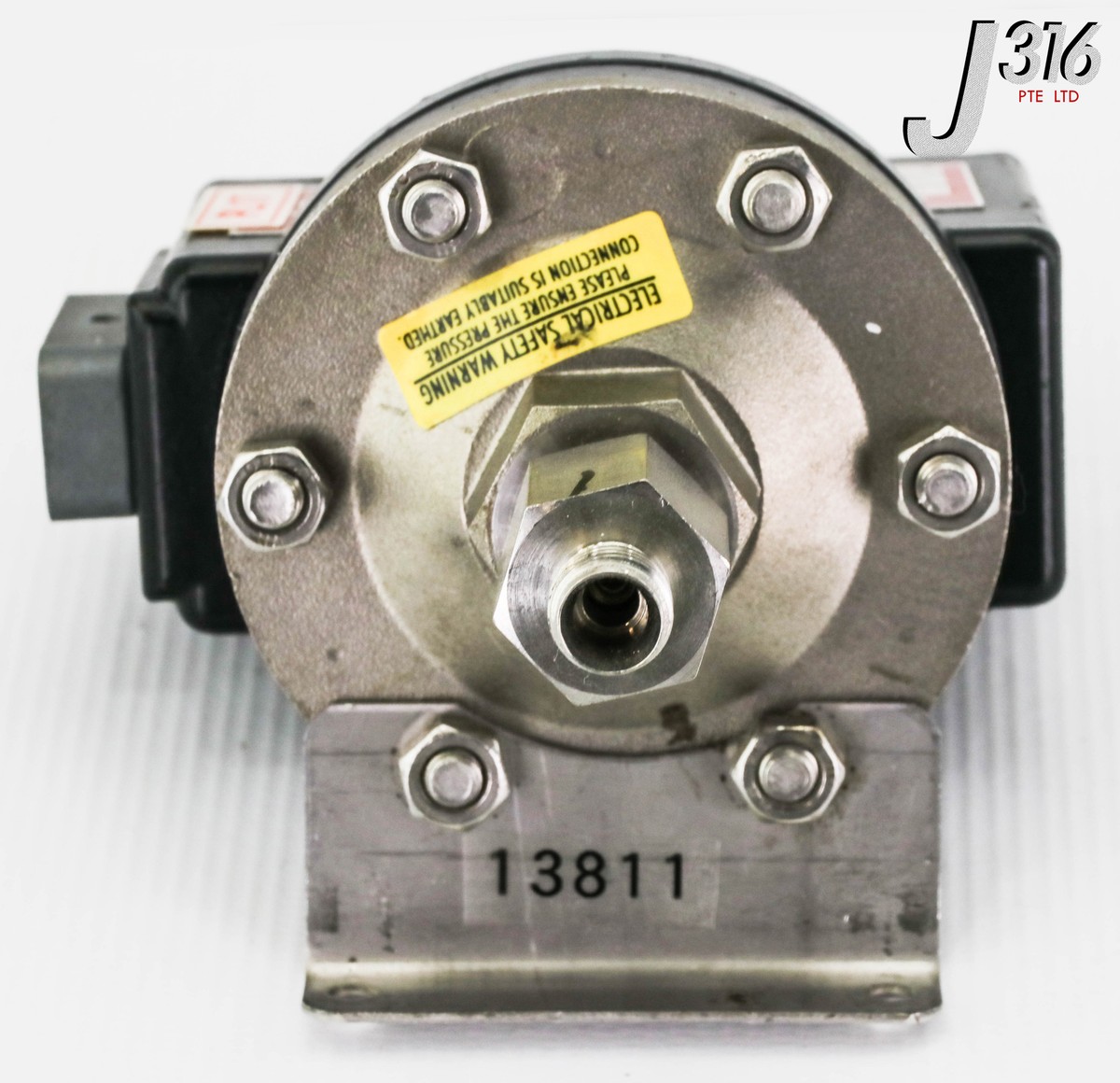 13811 BAILEY AND MACKEY LTD PRESSURE SWITCH, -1 +1 BAR 208Q | eBay