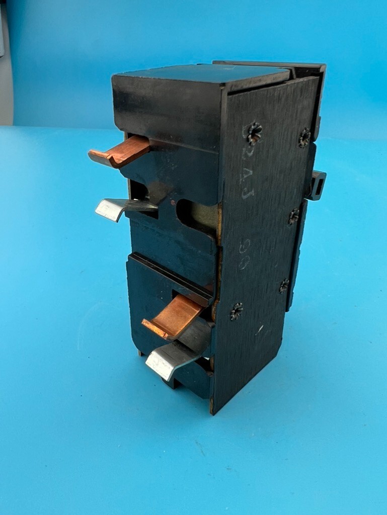 Square D 50 Amp 2 Pole Type XO Circuit Breaker 240V Cutler Hammer XO250