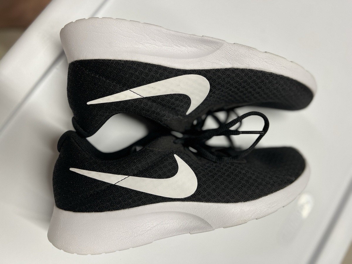 NIKE TANJUN Shoe Sneaker Men's Size Black White