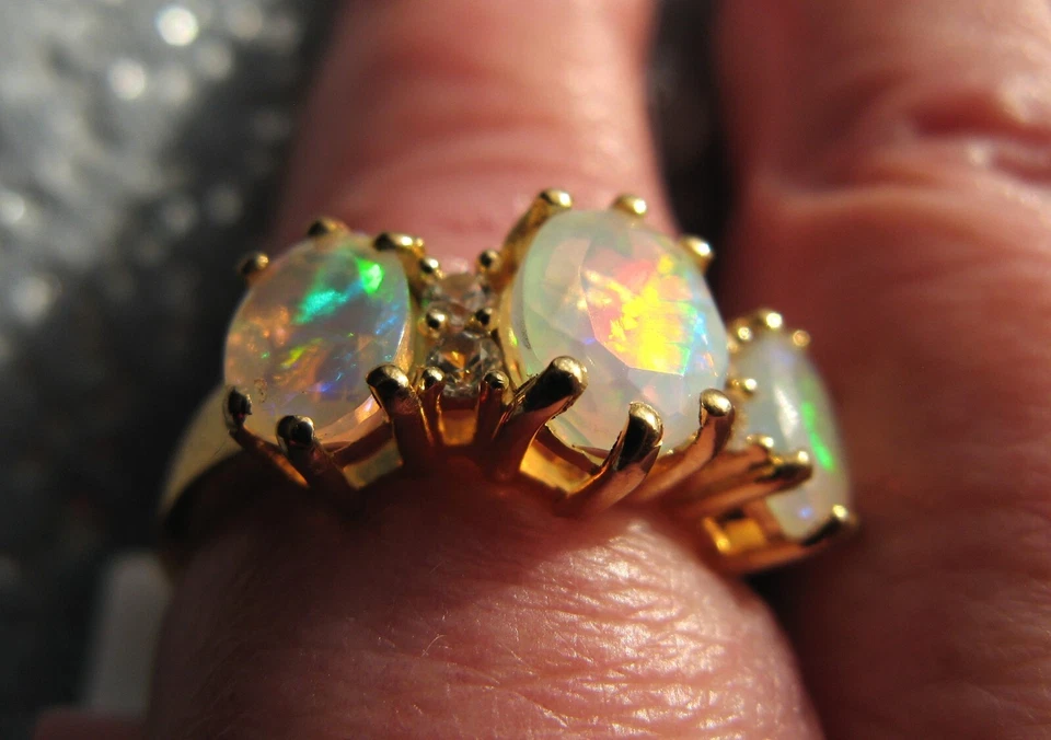 Welo Opal & Cambodian Zircon trilogy ring, gold overlay on silver. Size M  BNWT - Image 3 of 4