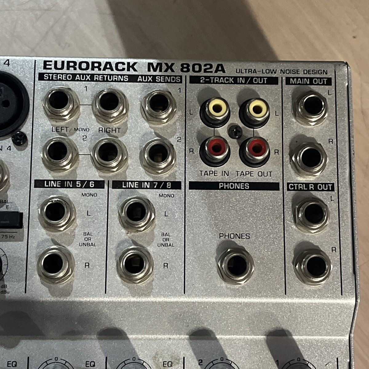 BEHRINGER EURORACK MX 802A アナログミキサー BEHRINGER EURORACK MX 802A MIXING CONSOLE | eBay