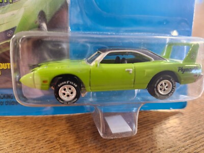 Johnny Lightning High Performance Mopar 1970 Plymouth Superbird in