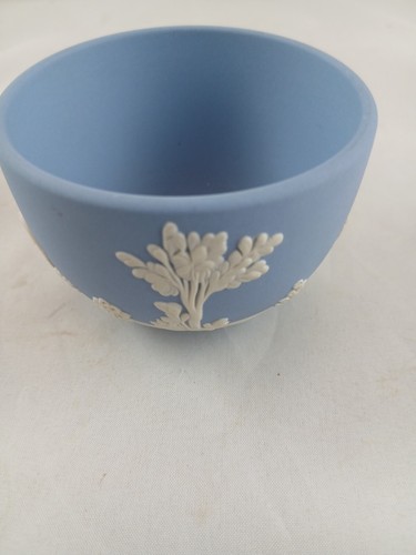 Wedgwood Mini Sugar Bowl Jasperware Blue White Vintage British - Picture 5 of 10