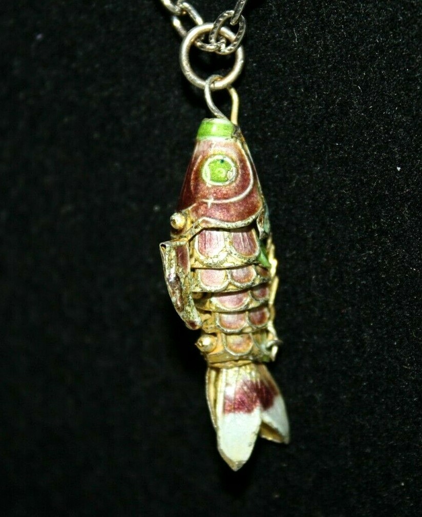 Vintage Articulated Enamel Fish Pendant Necklace Gem