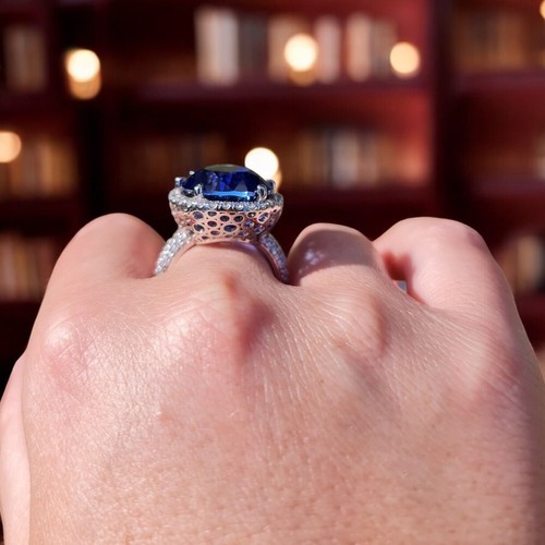 14K Gold Ring with 26.10 Ct Pear Cut Lab Grown Blue Sapphire and Natural Diamond - Picture 6 of 13