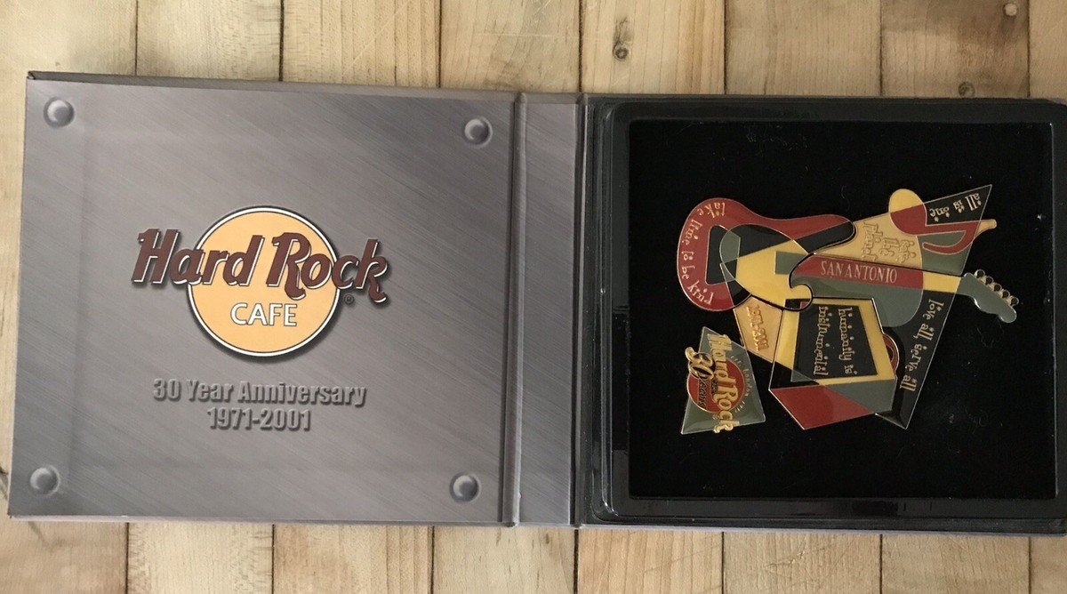 30th Anniversary Hard Rock Cafe 1971-2001 5 Pins CD Set 30 Years