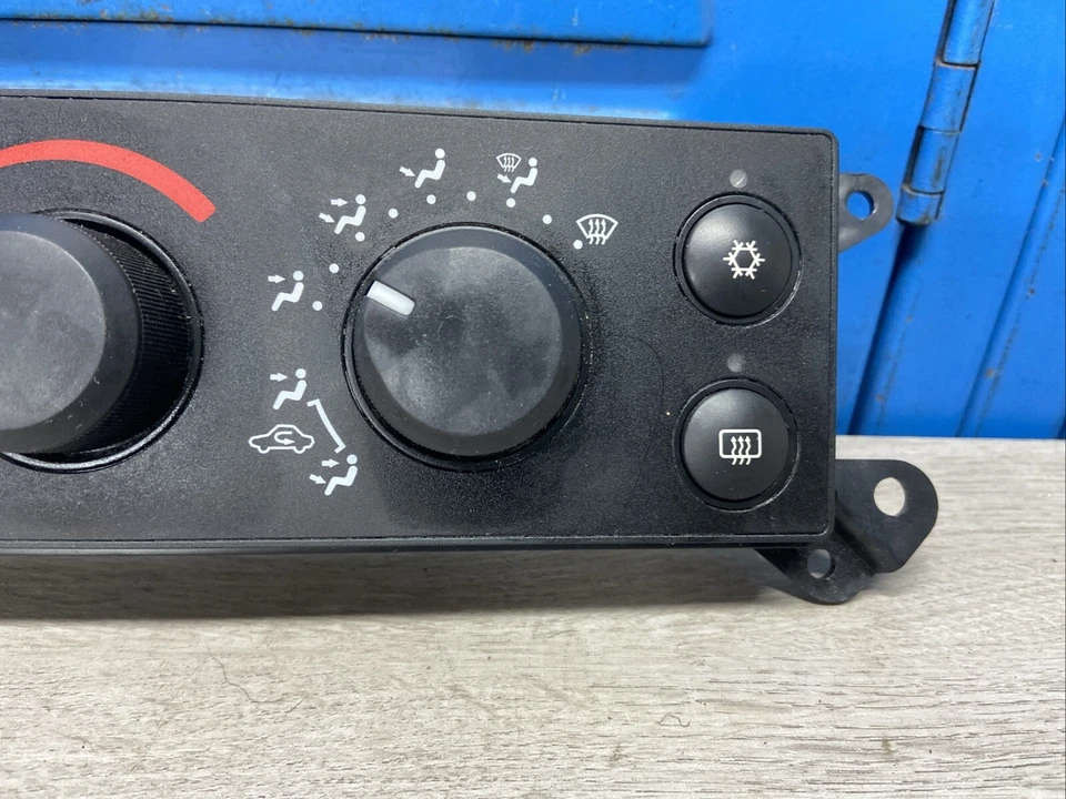 Dodge Ram 1500 2500 3500 2006-2008 calefacción aire acondicionado control de temperatura Foto 4 de 4