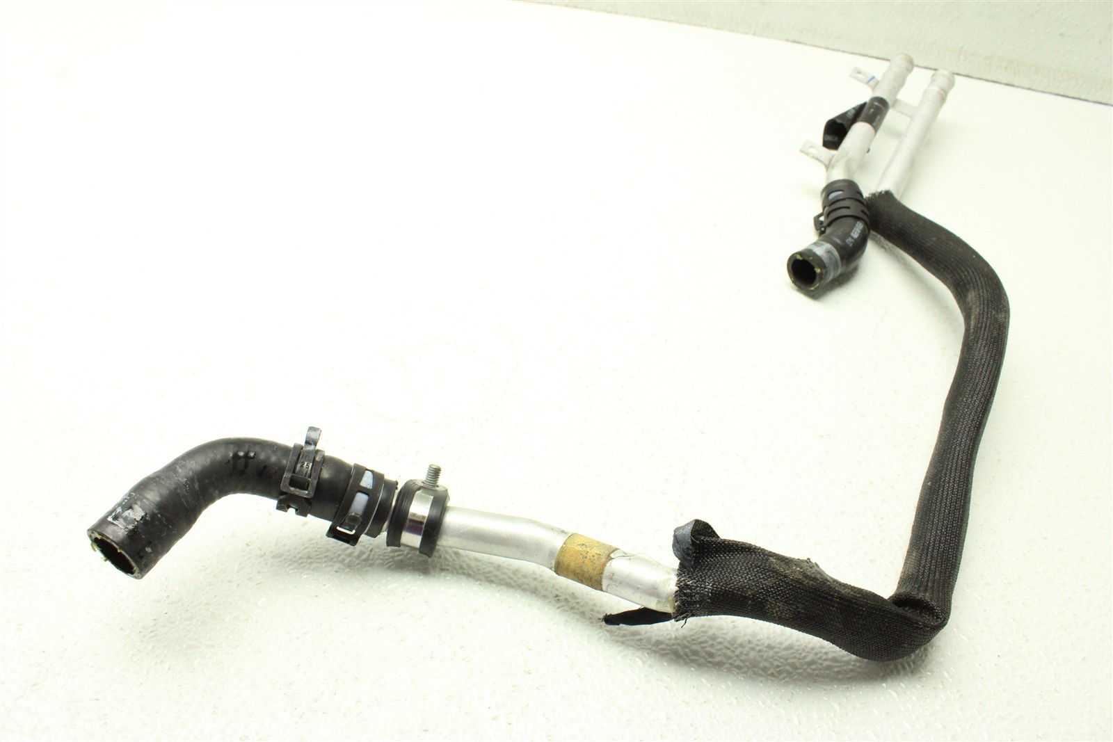 2025 McLaren Artura Hose Engine To P 16LA499CP