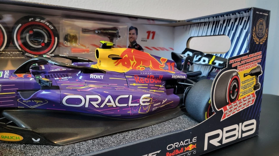 Maisto Tech Formula 1 R/C 1:10 Red Bull Sergio Perez - Image 3 of 4