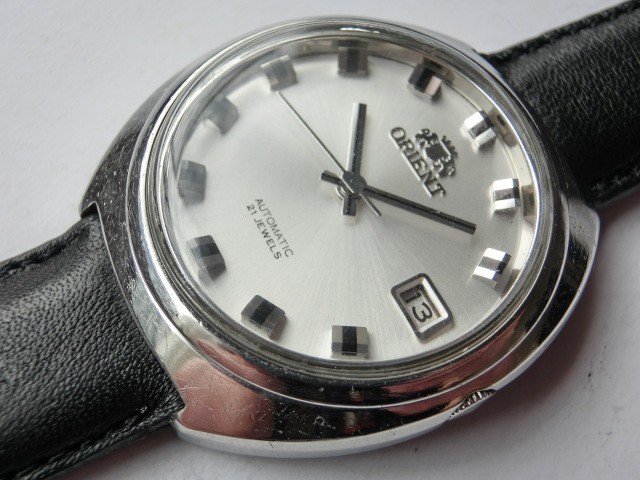 Orient Men s Watch Automatic Wind Rounded Case - image 2