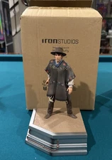 Iron Studios Marty McFly Statue 1:10 Scale Back to the Future III Michael J. Fox