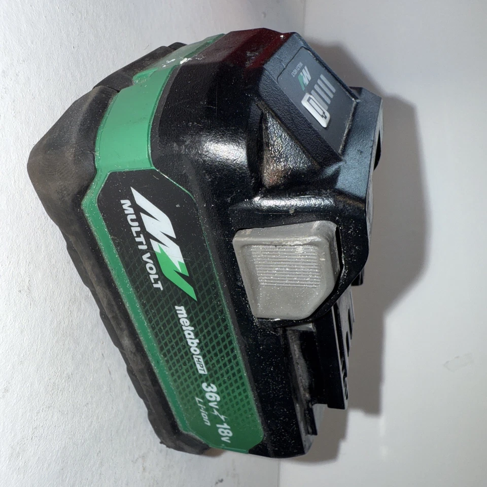 Paquete de 2 baterías multivoltios Metabo HPT BSL36A18X 36/18 voltios sin PROBADO. Foto 2 de 4