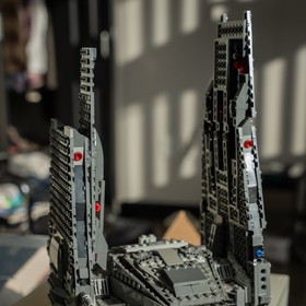 lego star wars: kylo ren's command shuttle 75104 (INCOMPLETE/MISSING)