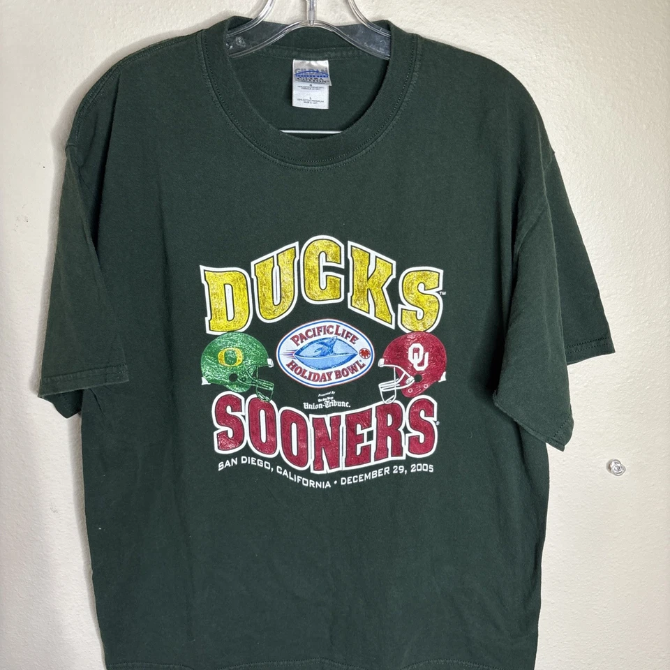 VTG Oregon Ducks vs Oklahoma Sooners Holiday Bowl Dec. 29 2005 t shirt size XL - Image 2 of 4
