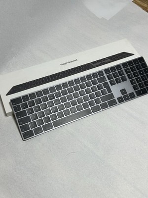 Apple Magic Keyboard Ziffernblock QWERTZ Space Grau Bluetooth