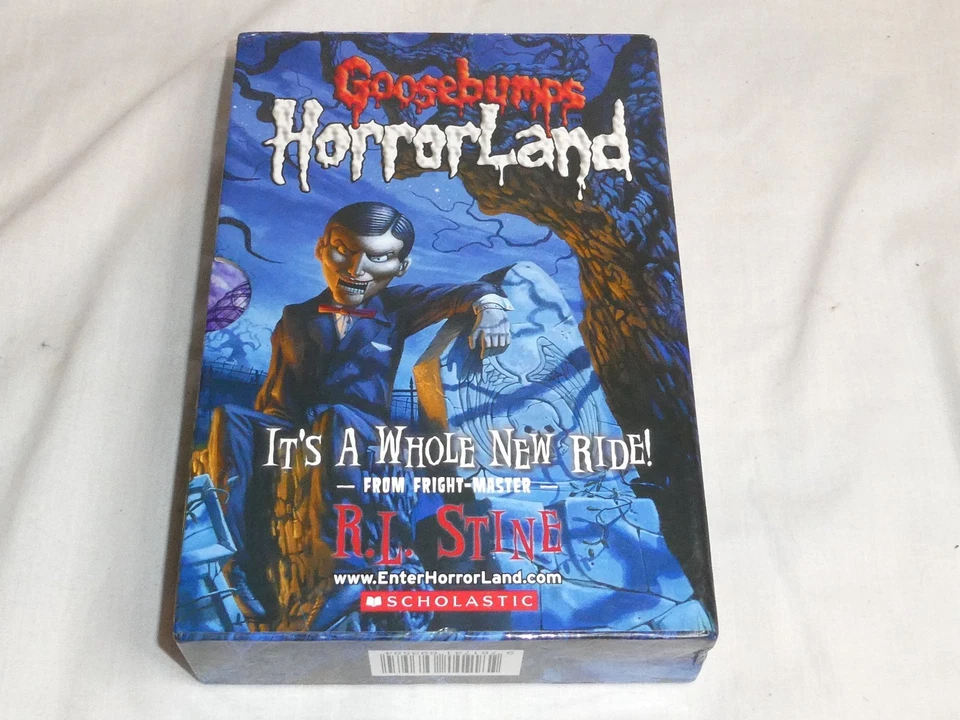 Goosebumps Horror Land It’s A Whole New Ride Boxset x 4 books R.L Stine UNREAD - image 3 of 4