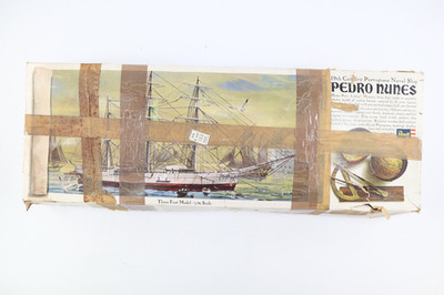 Revell Pedro Nunes Portuguese Naval Ship Model Kit H-399:1000 1/96 Scale