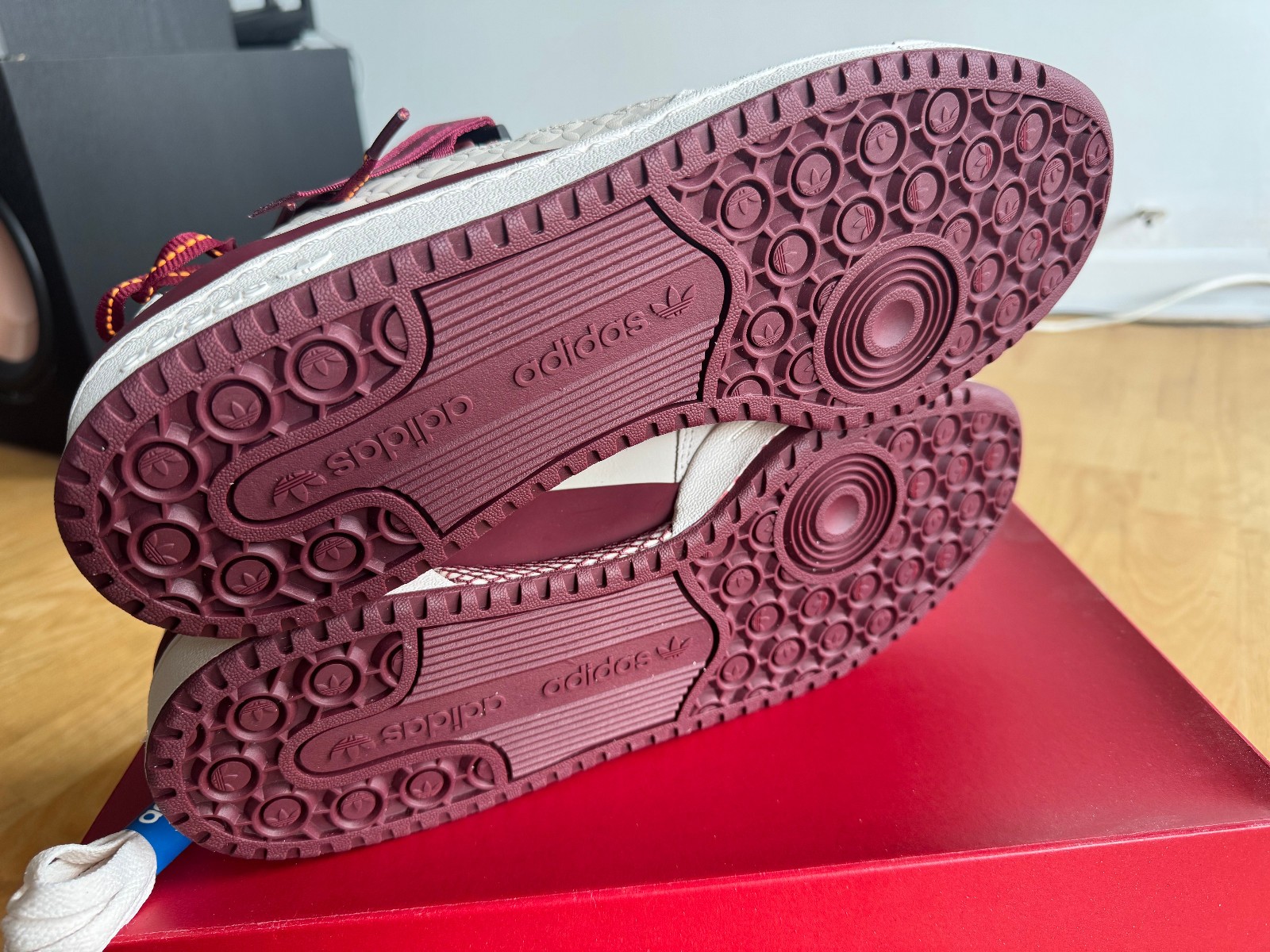 Adidas Forum Low Chalk Burgundy GX8866 Lunar New Year US Size 11 thumbnail 5