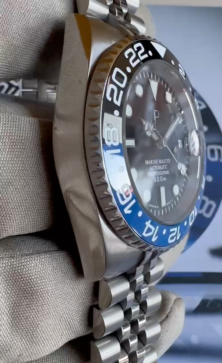 seiko 4r34 GMT JP Custom ZOMBIE 40mm automatic Black Two Tone