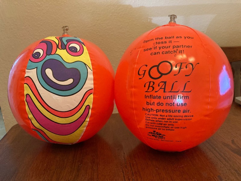 Vintage 1990 The Wet Set by Intex Goofy Balls