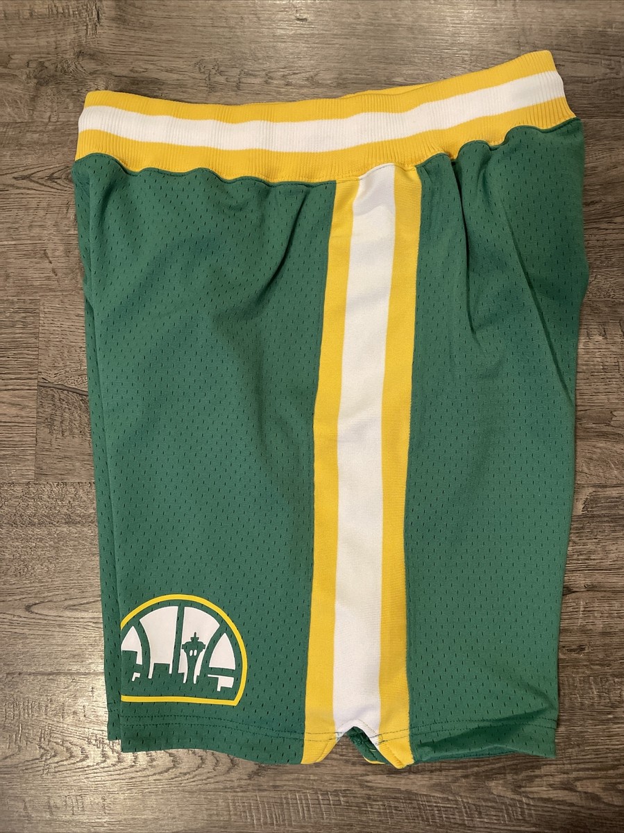 Authentic Mitchell and Ness 1980/81 Seattle Supersonics