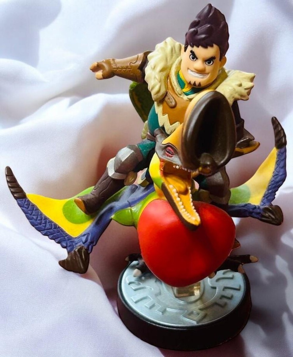Monster Hunter amiibo Stories set of 5 Nintendo 3DS Wii U Toy