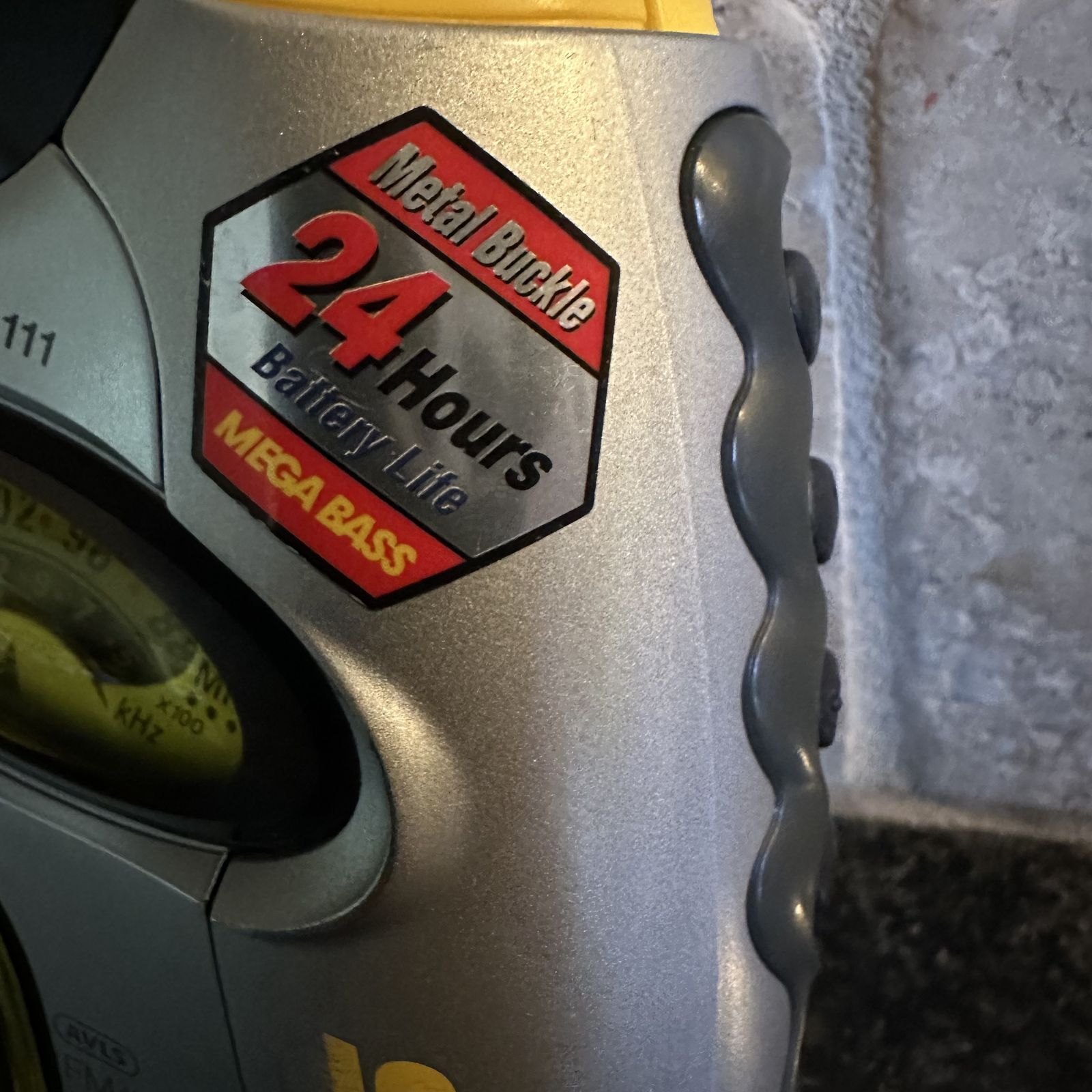 Sony WALKMAN Sports WM-FS111 Portable AM/FM Radio Cassette Player Mega Bass Vtg*