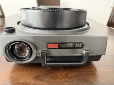 Kodak 800 Slide Projector,  Kodak Carousel- NO REMOTE OR POWER CORD.