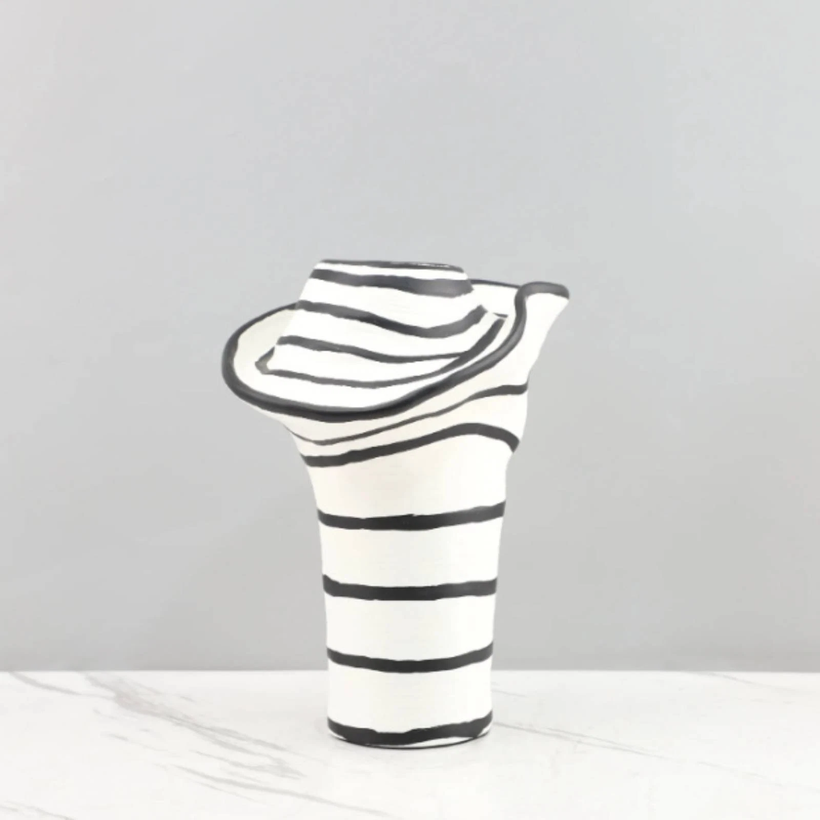 Modern Striped Flower Vase Easy to Match Striped Vase Handmade Look for Bedroom