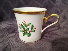 Lenox China Holiday Dimension Coffee Mug gold trim Christmas