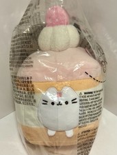 GUND Pusheen Strawberry Sponge Cake Plush Squishy Toy Pink 6 inch NEW in bag