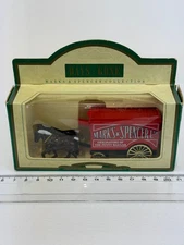 Vintage.LLEDO HORSE DRAWN REMOVALS VAN MARKS AND SPENCER BOXED 11014