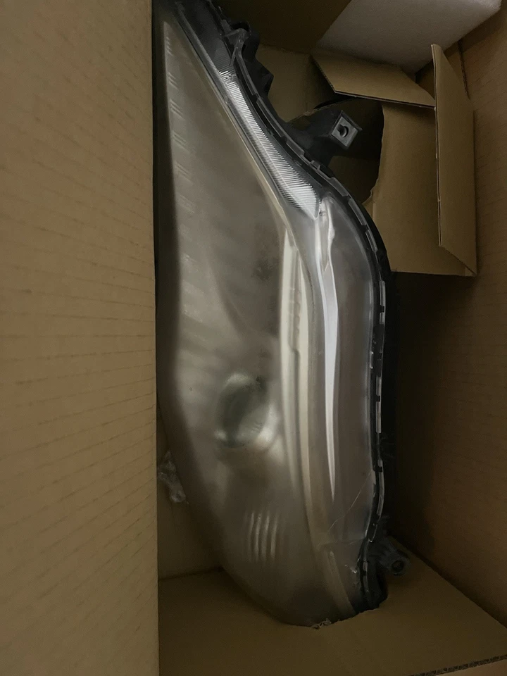 Conjunto de faros izquierdo+derecho Toyota Avalon 2011-12. Viene con bombillas Foto 3 de 3