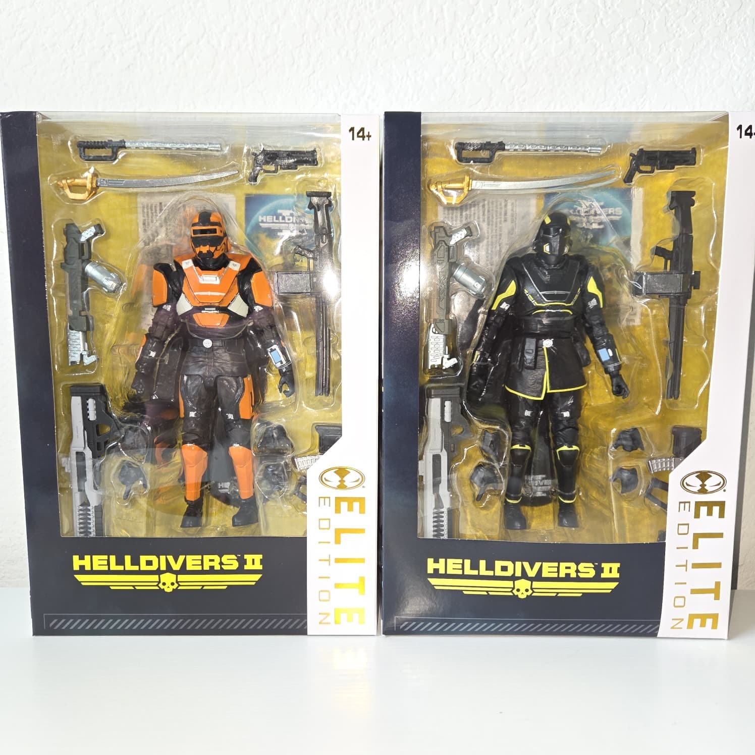 McFarlane Toys Elite Edition Helldivers II B-01 Tactical & CE-35 Trench Engineer
