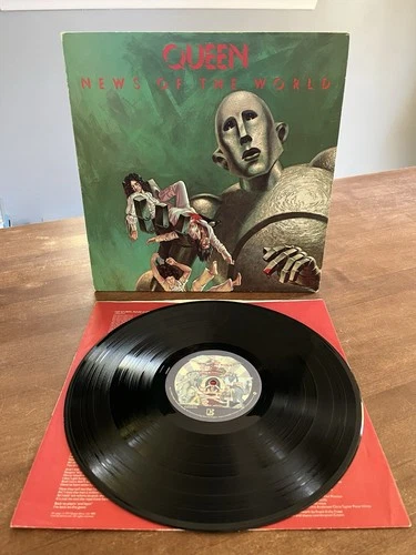 Vintage Queen - News of the World, 1977 LP 6E-112 Vinyl Record